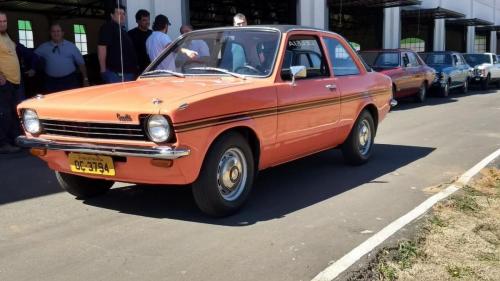 Chevrolet Chevette 1974 Vermelho Coral 13