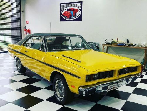 Dodge-Charger-RT-1975-Amarelo-Montego