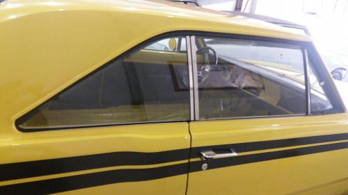 Dodge Dart SE 1974 Amarelo Cítrico 11