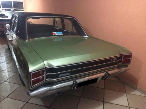 Dodge Dart Sedan 1971 Verde 05