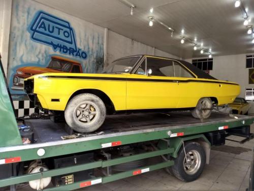 Tributo - Dodge Charger RT 1972 Amarelo Cítrico 08